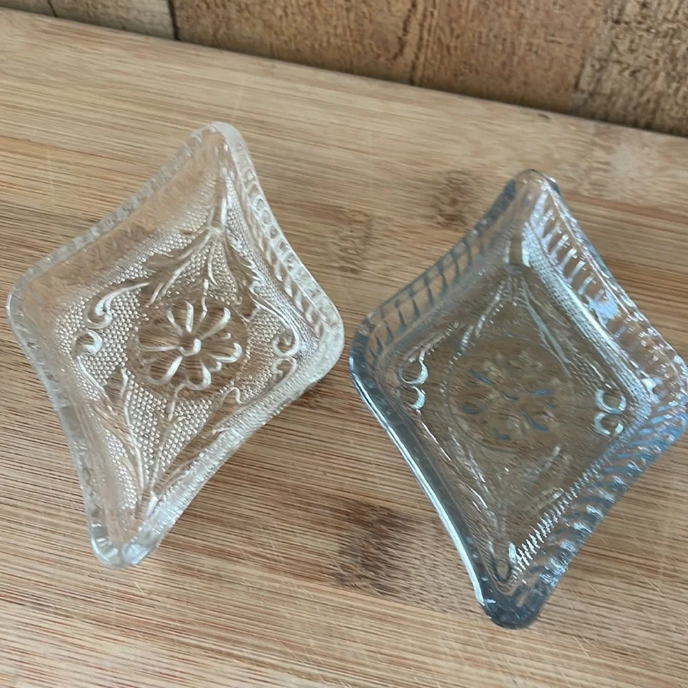 Set of 5 Indiana glass trinket dishes - Picture 2 of 5